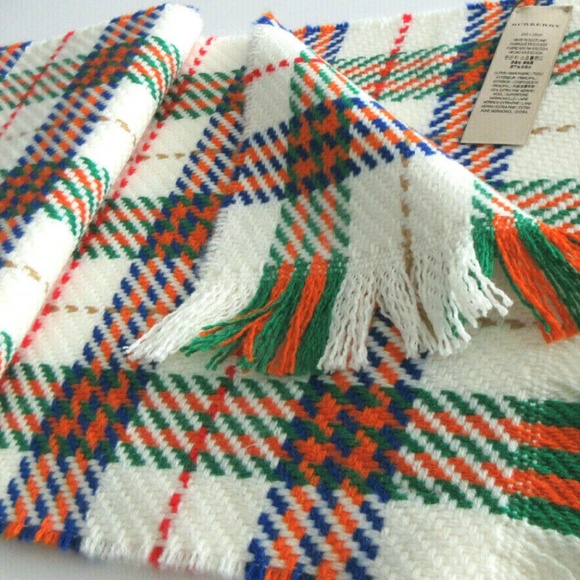 Burberry Extra Fine Merino Wool Vintage Nova Check Scarf Muffler - Picture 7 of 7